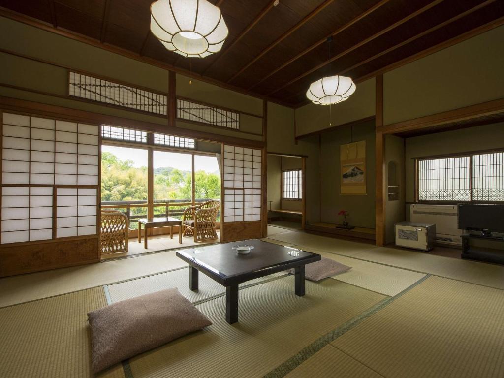 Hotel Nanzanso อิซึโนะคุนิ ห้อง รูปภาพ